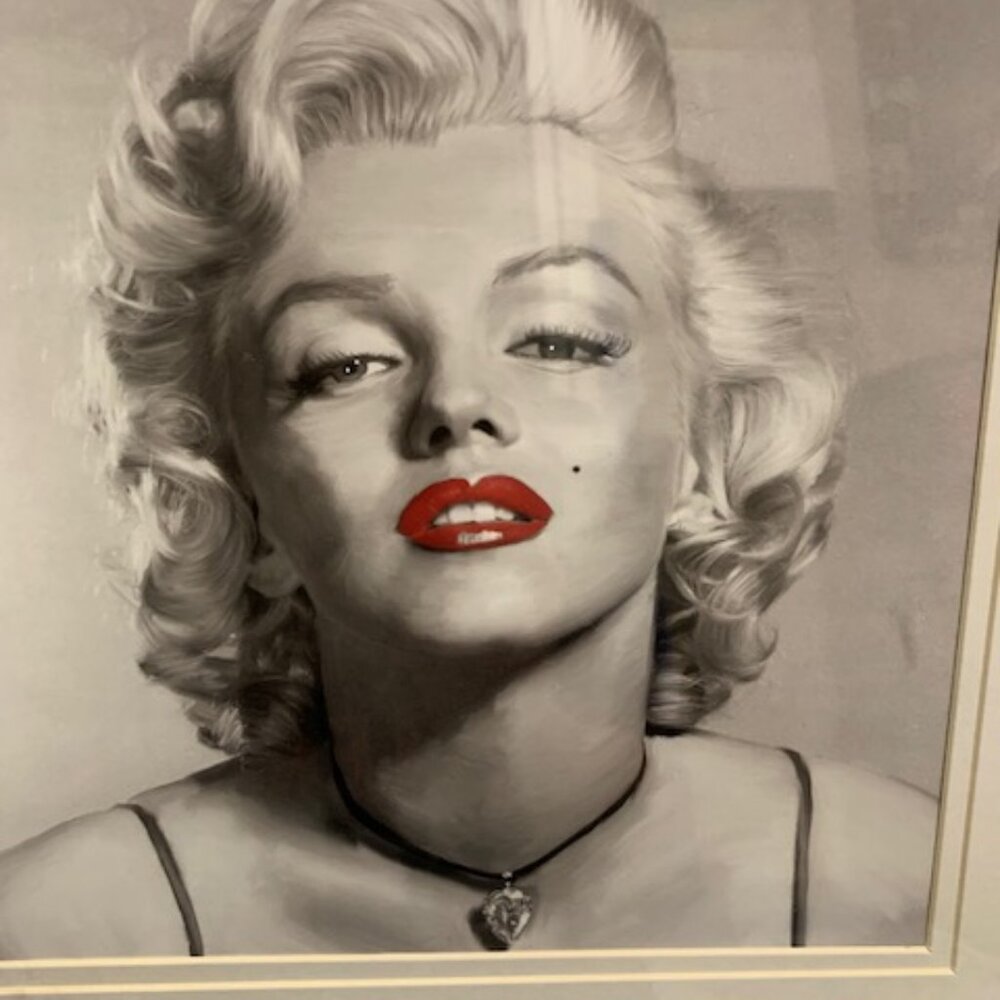 Marilyn Monroe  Home trends portrait framed (14x14)